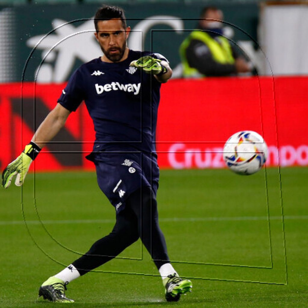 España: Claudio Bravo fue titular en victoria del Betis ante Osasuna