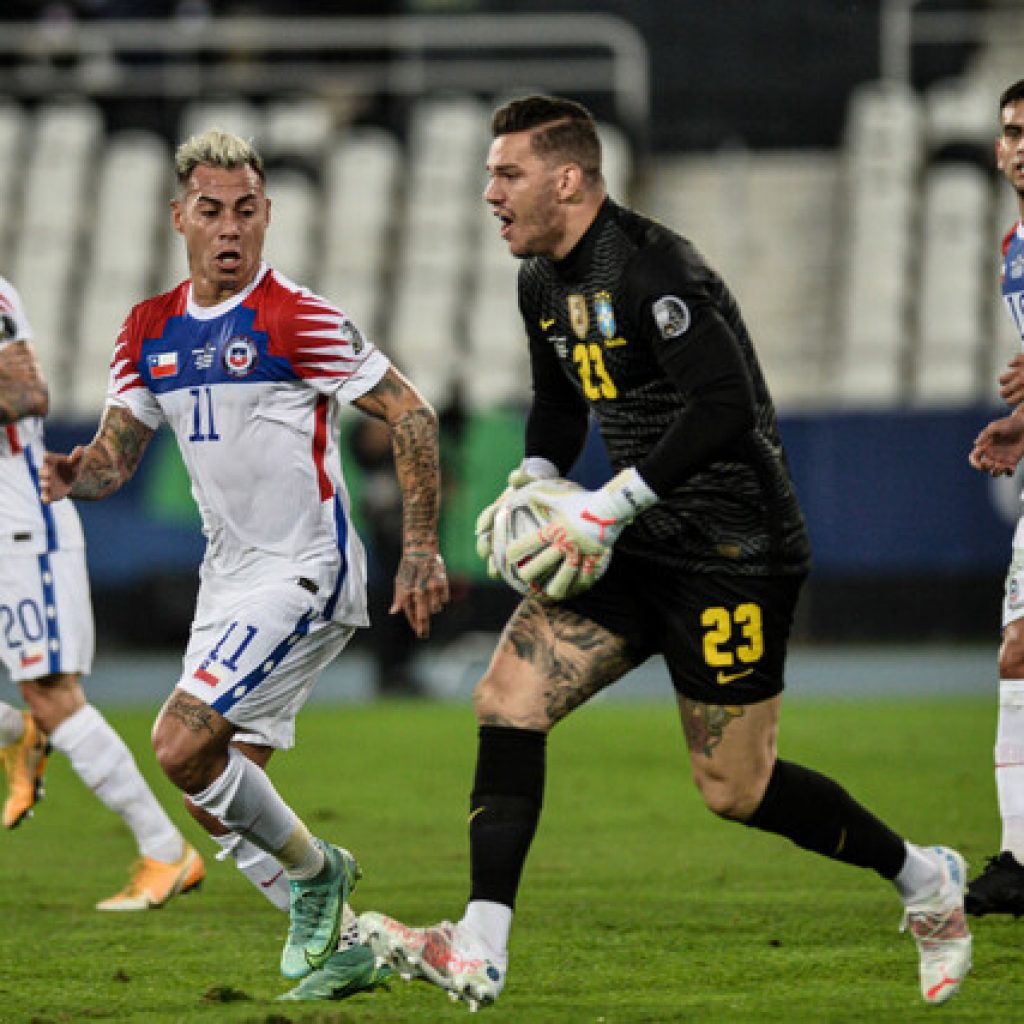 Ederson seguirá defendiendo la portería del Manchester City hasta 2026