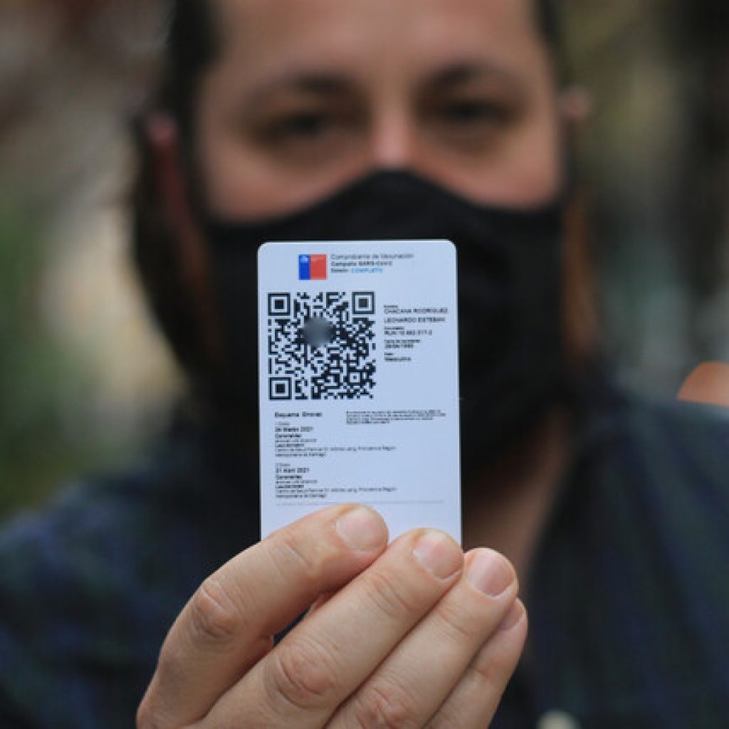 Minsal y SRCeI realizan alianza para facilitar acceso a Pase de Movilidad