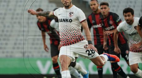 Turquía: Angelo Sagal dijo presente en dura derrota del Gaziantep FK