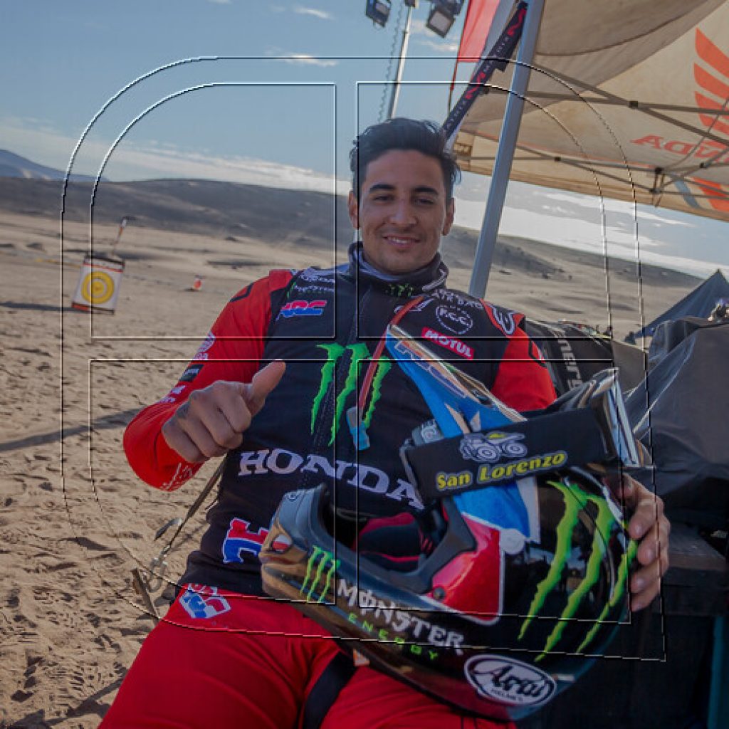 Atacama Rally: Nacho Cornejo lidera en Motos y Gerardo Rosselot en SSV