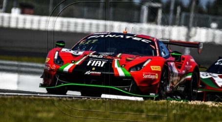 Benjamín Hites debuta en el GT Open con el 3er mejor tiempo en Práctica 1