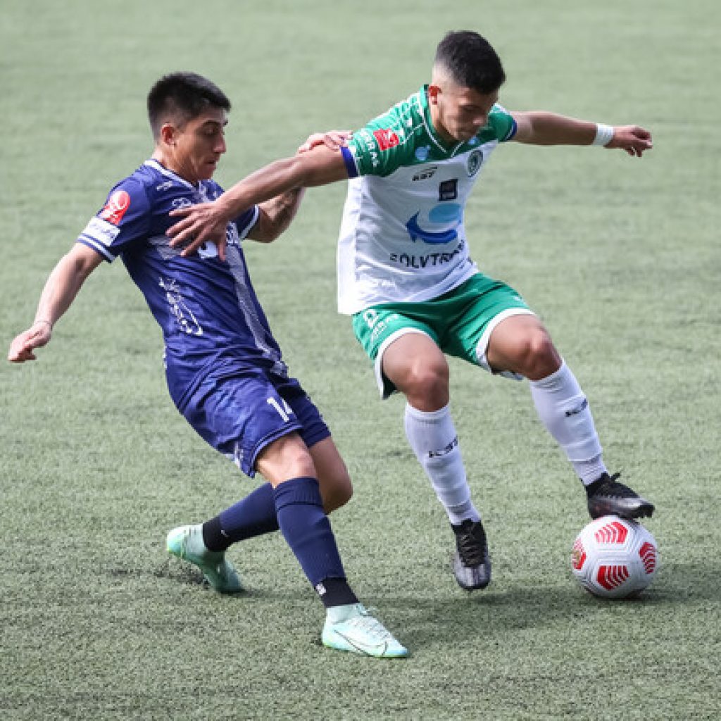 Primera B: Santa Cruz rescató empate en visita a Pto. Montt y sigue como líder