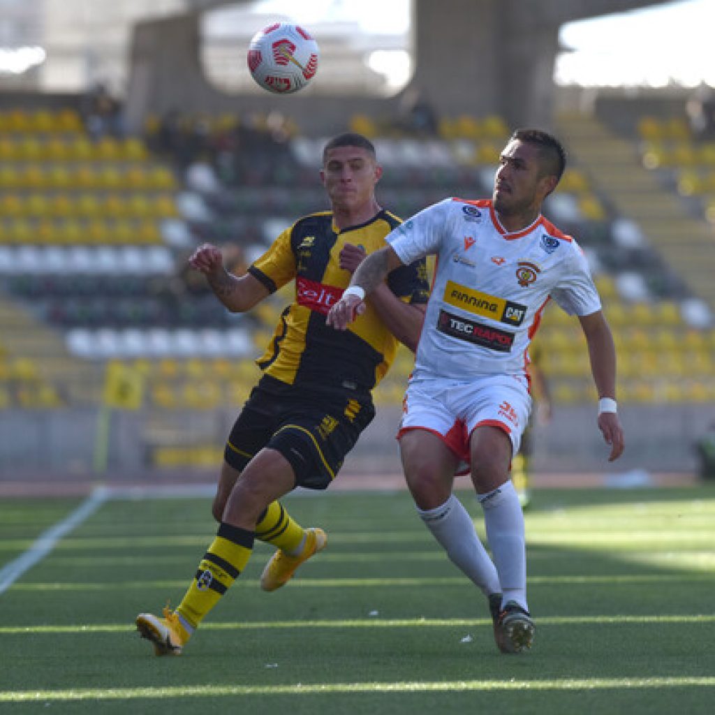 Primera B: Coquimbo Unido vuelve a la cima tras derrotar a Cobreloa