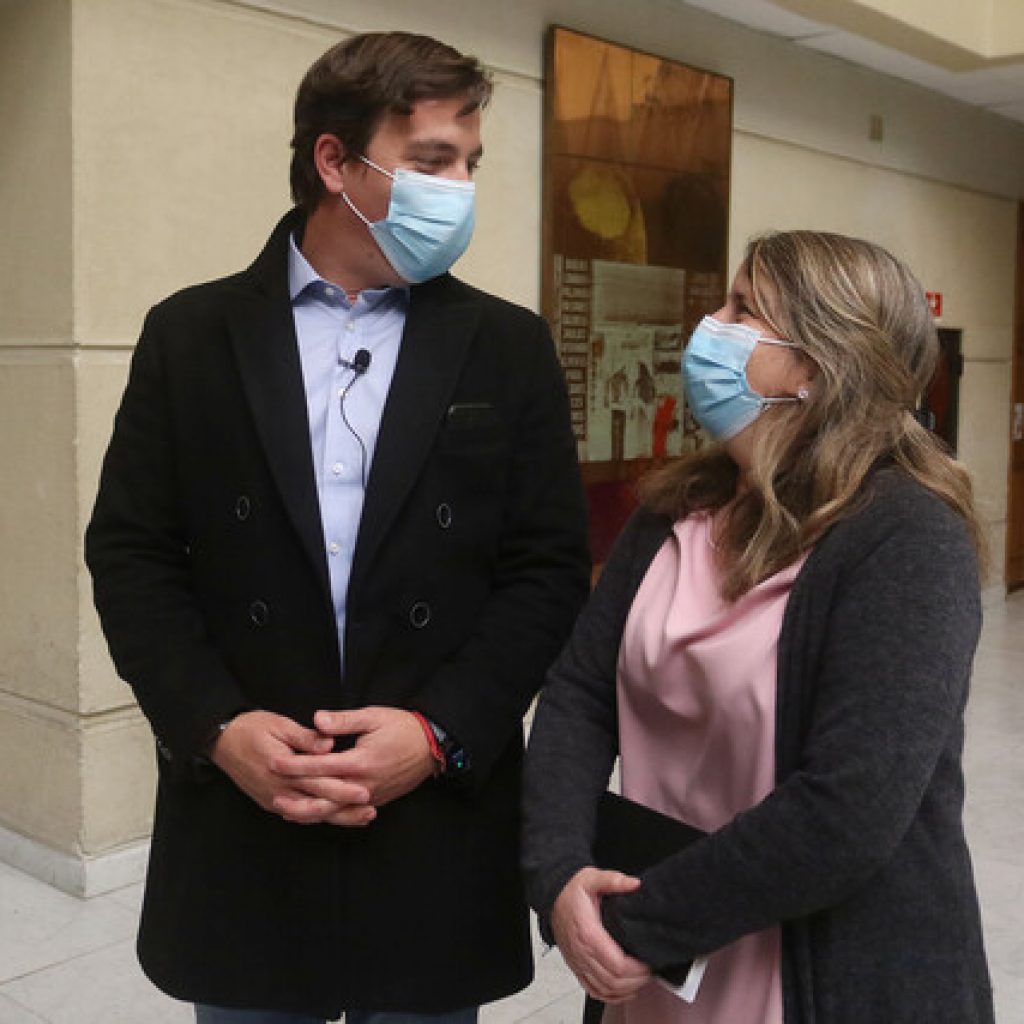 Denuncian que 12 constituyentes reciben IFE a pesar de dieta de $2,5 millones