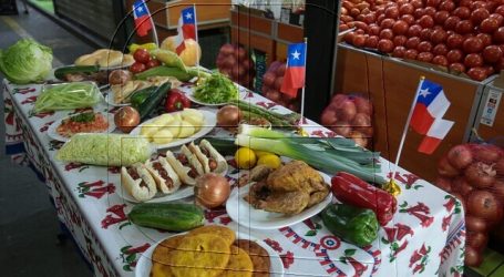 Undurraga presenta la tradicional “canasta dieciochera” en la Vega Central