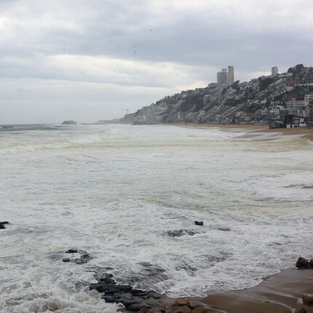 Buscan a 3 desaparecidos en la Iglesia de Piedra en Cobquecura