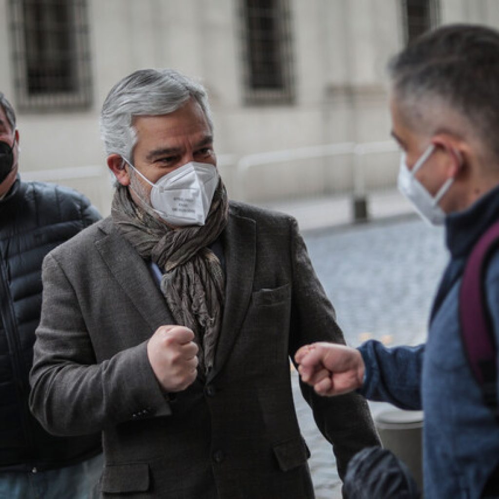 Denuncian en Contraloría al director ejecutivo del Fosis