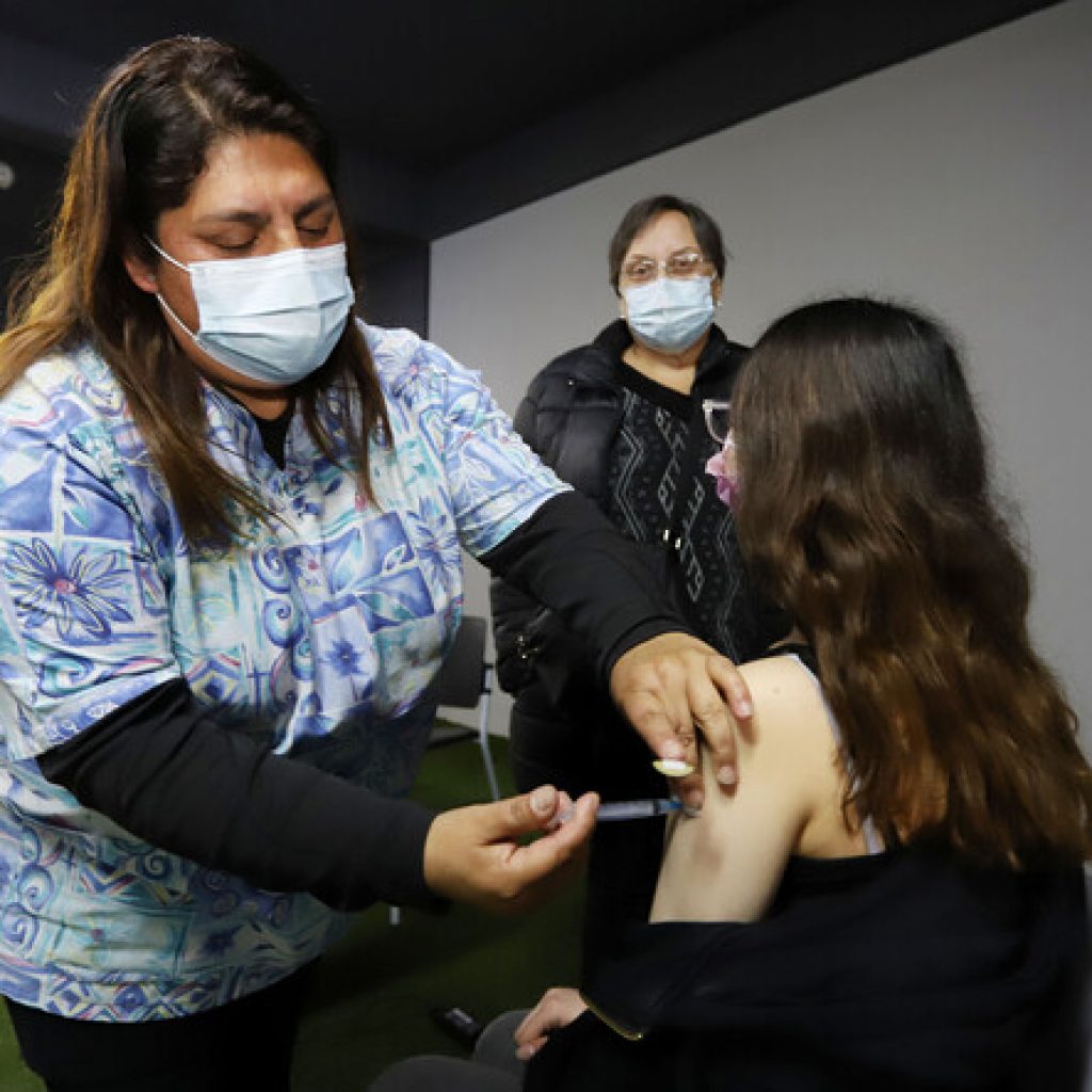 Viña: Reorganizan vacunatorios por inicio de inoculación en niños de 6 a 11 años