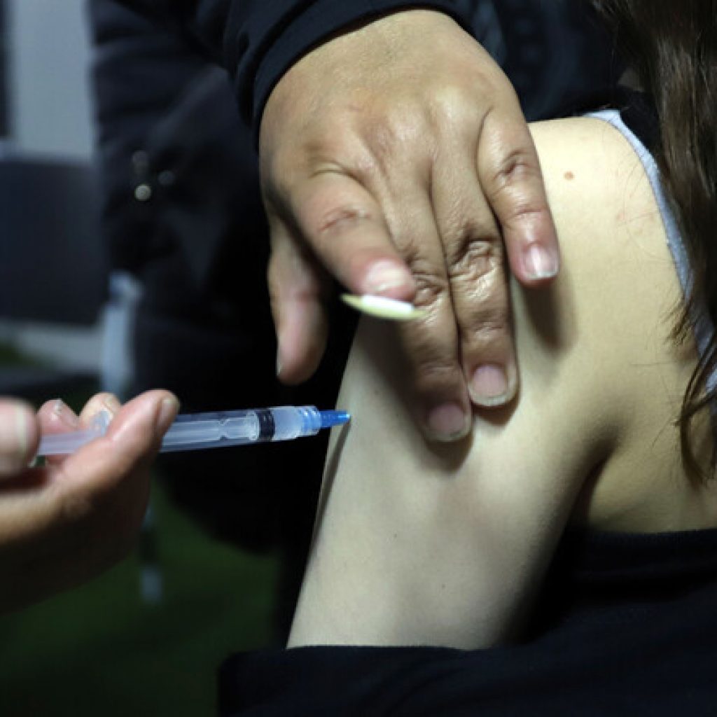 Francia: Suspenden a 3 mil sanitarios en el comienzo de vacunación obligatoria