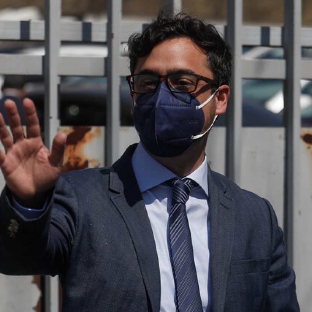 Convencional Rojas Vade declaró por más de 3 horas ante la PDI