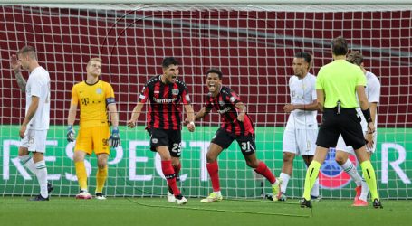 Europa League: Aránguiz jugó en victoria del Bayer Leverkusen ante Ferencváros