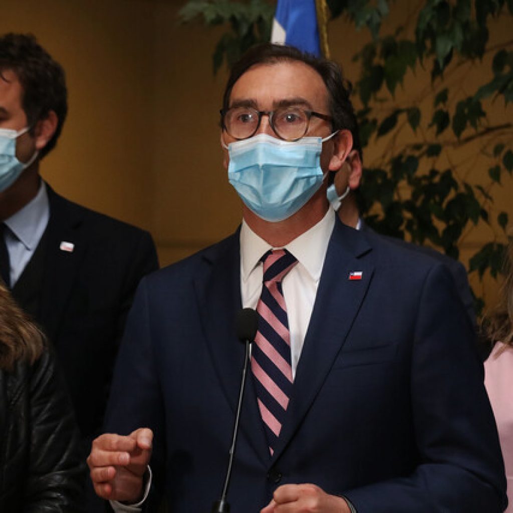 Ministro Figueroa criticó rechazo en la Cámara al kínder obligatorio