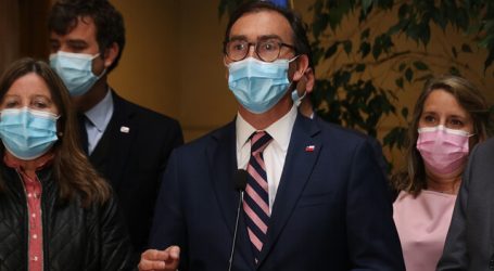 Ministro Figueroa criticó rechazo en la Cámara al kínder obligatorio