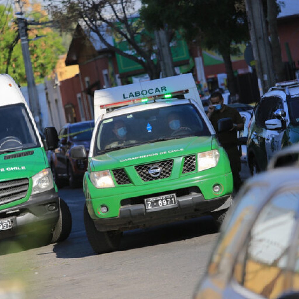 Hallan cadáver de mujer en las escaleras de un edificio en Independencia