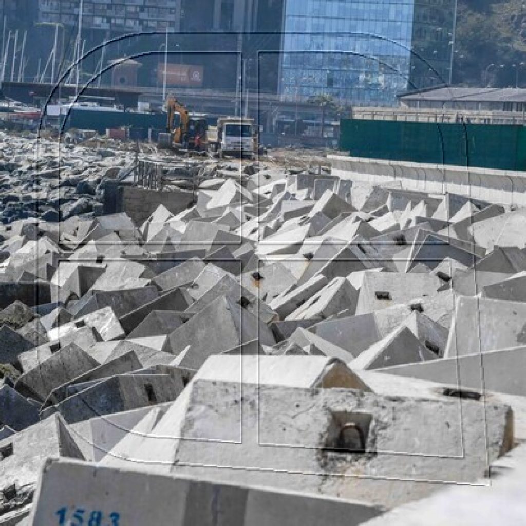 Empresa Portuaria Valparaíso recepciona obra de protección del borde costero