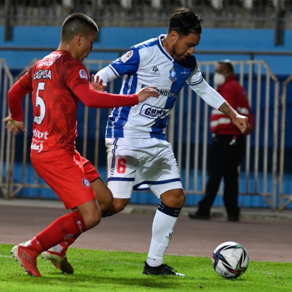 La Calera superó a Antofagasta y no le pierde pisada a Colo Colo