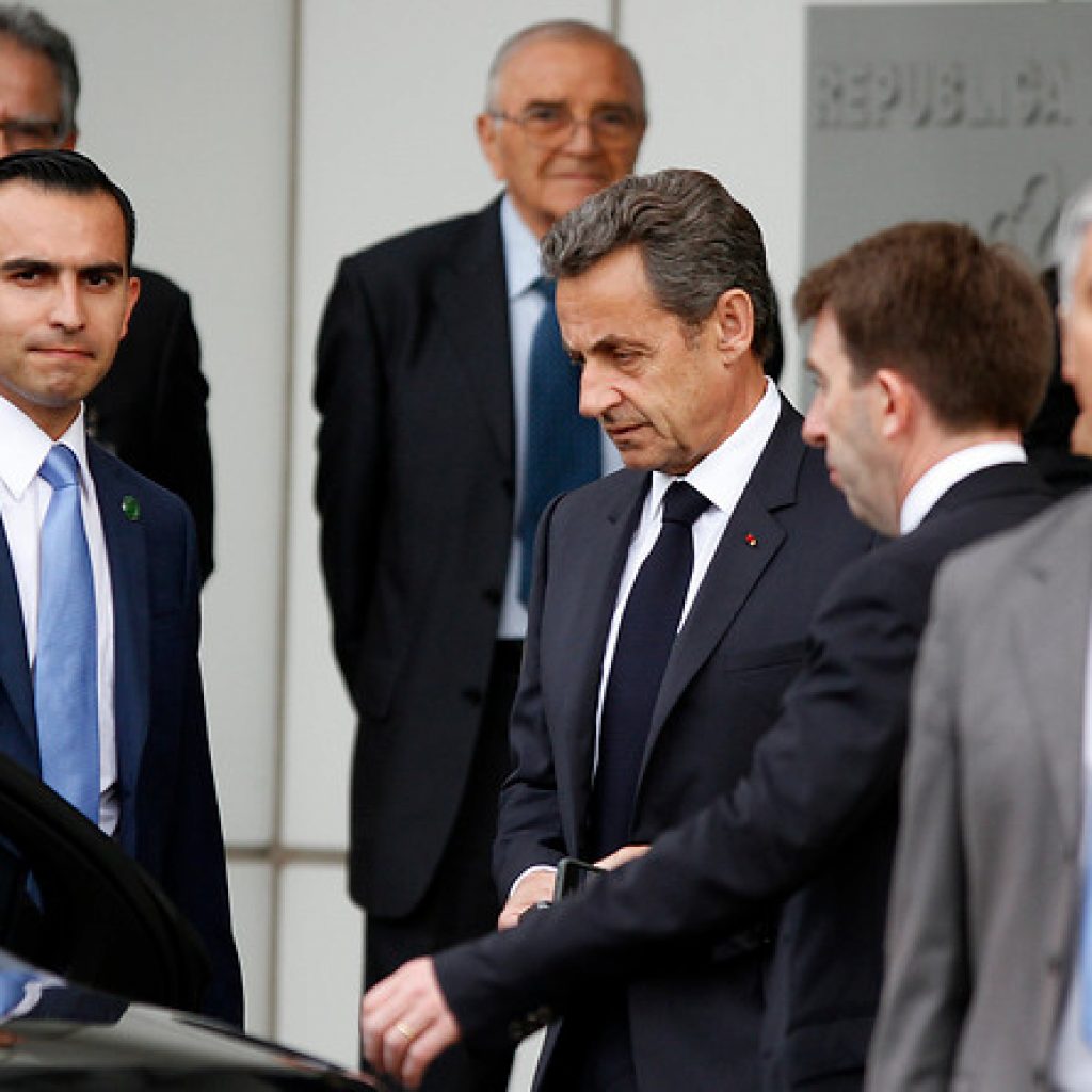 Sarkozy es condenado a un año de cárcel por financiación ilegal de campaña