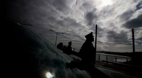 Funcionario de Carabineros fue víctima de “portonazo” en Recoleta