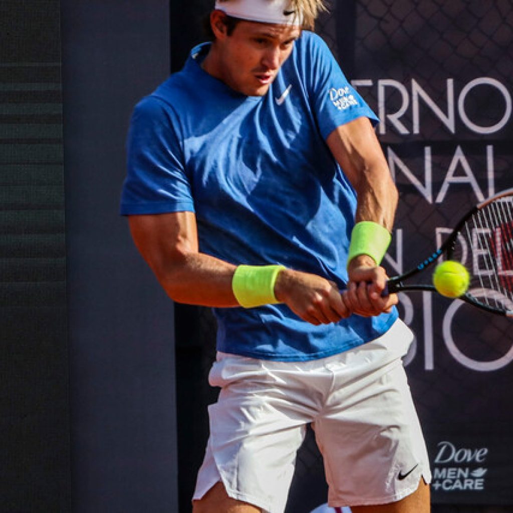 Tenis: Nicolás Jarry se coronó campeón del dobles en Challenger de Santiago 2