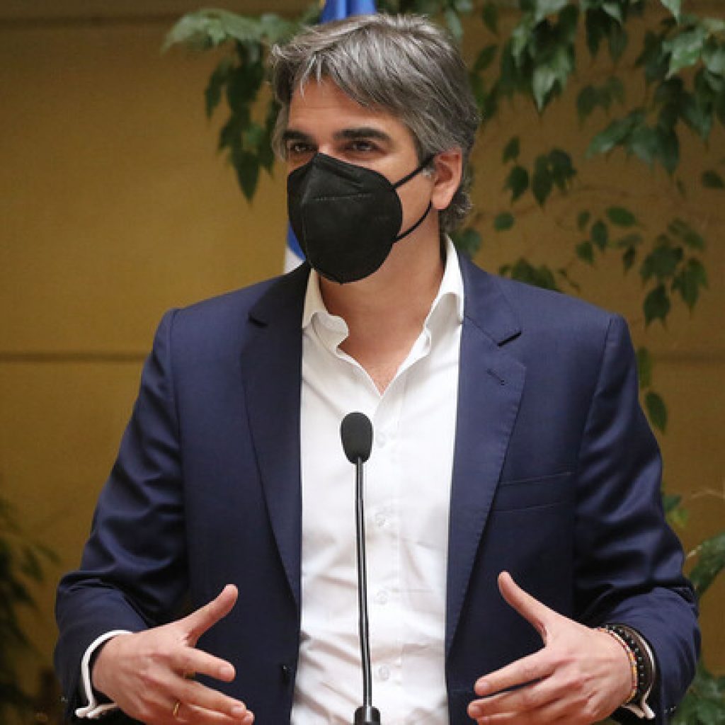 Fuenzalida critica avance de proyecto de indulto: “Me parece impresentable”