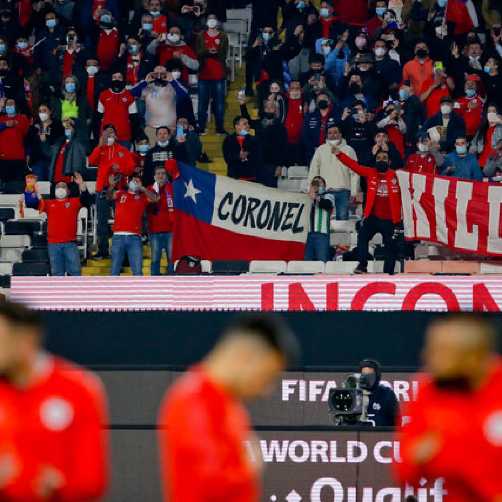 FIFA sanciona a la Federación Chilena por actos discriminatorios de hinchas