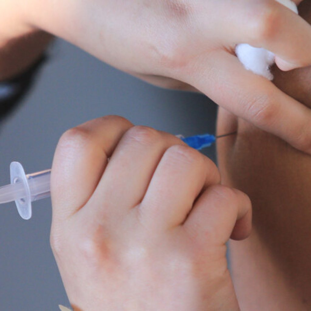 88,68% de la población objetivo mayor de 18 años ha completado su vacunación