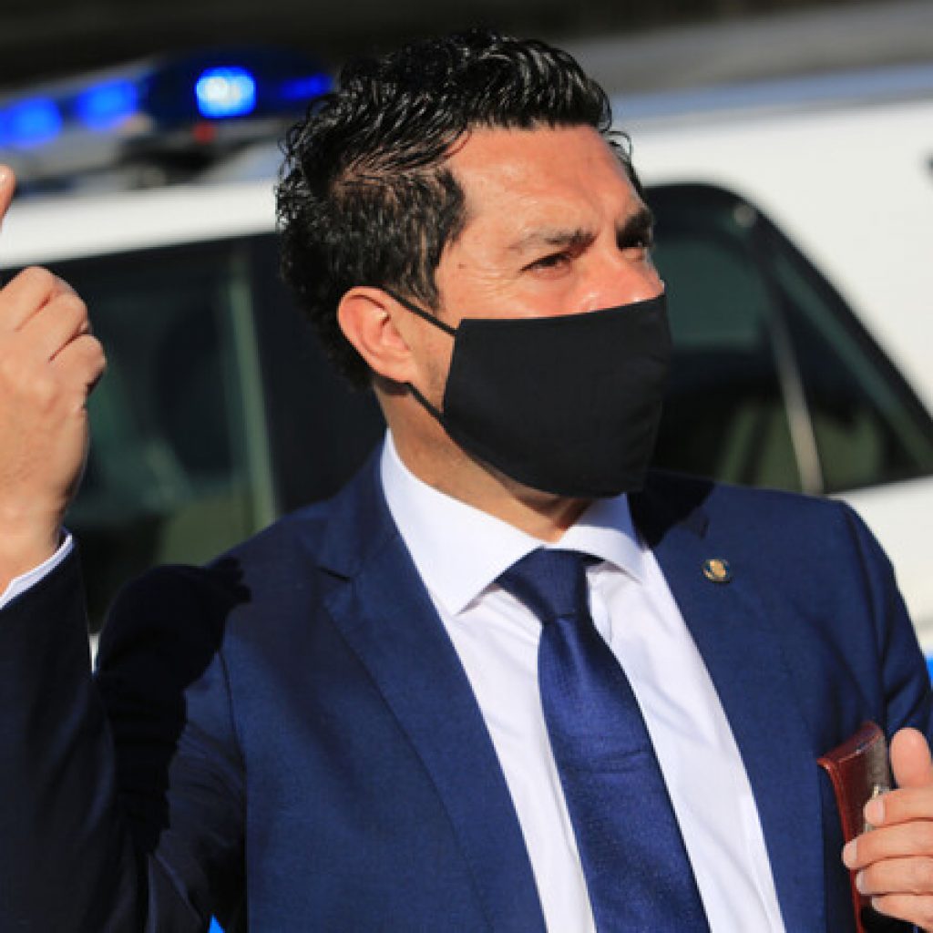 PDI detiene a conductor de Uber que golpeó a adolescente en Las Condes