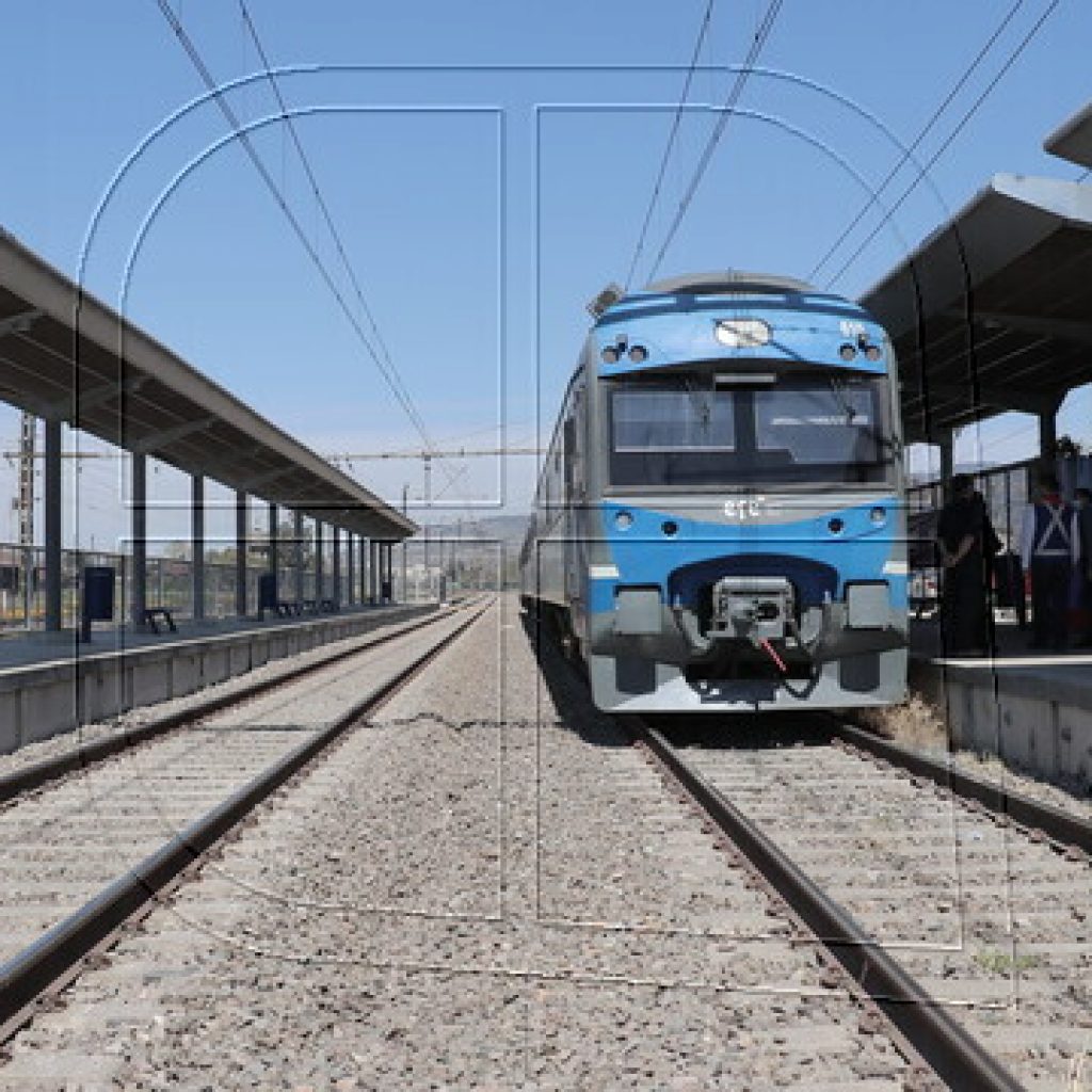 Anuncian servicio ferroviario piloto entre San Fernando y Estación Central