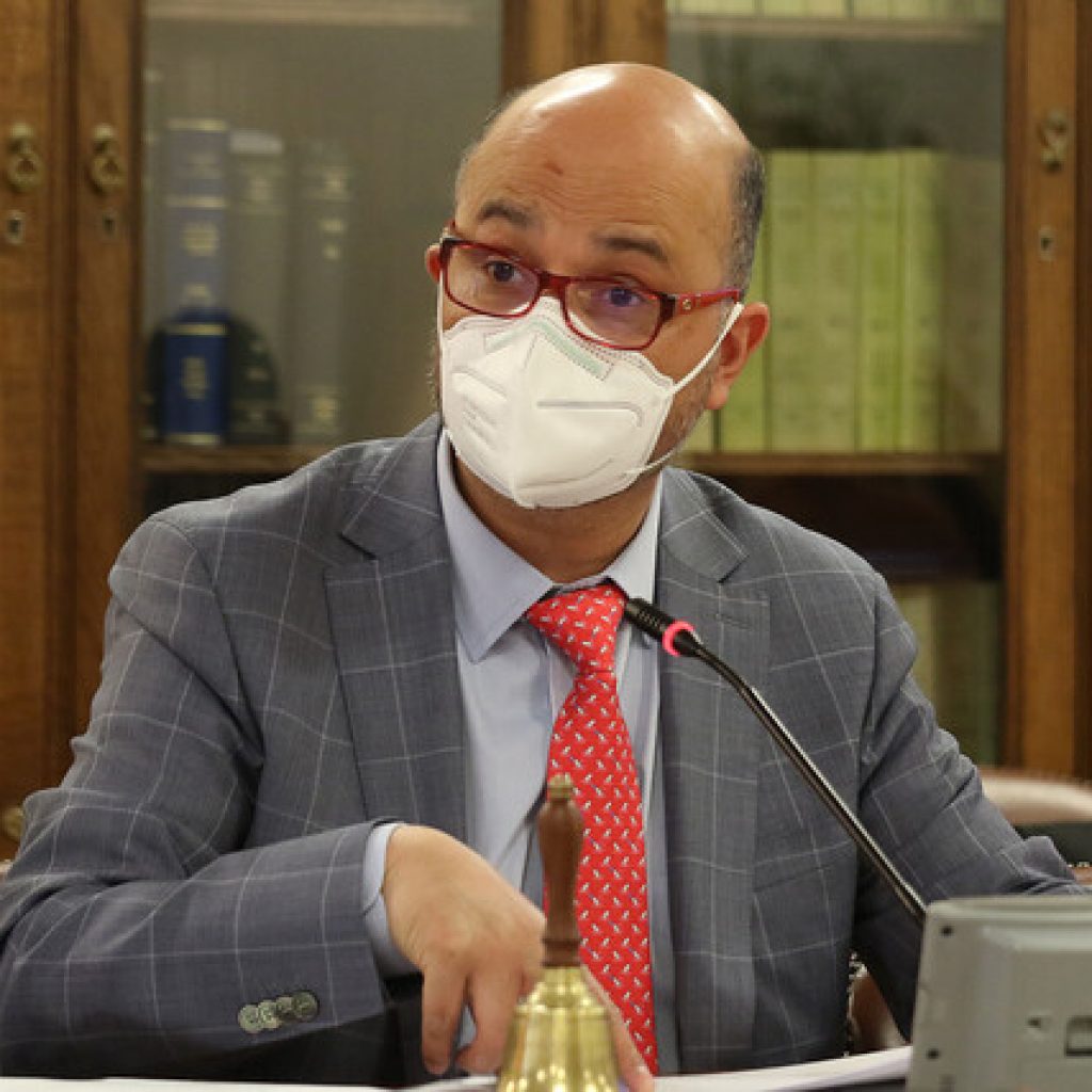 Ilabaca y Soto están optimistas de aprobar en la Cámara AC contra Piñera