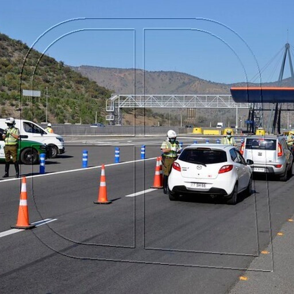 MOP estima que 400 mil vehículos saldrán de Santiago este fin de semana largo