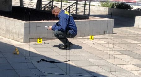 Disparan a hombre para robarle 39 millones de pesos en Mall Plaza Norte