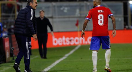 Arturo Vidal: “Sigan diciendo que vamos a quedar fuera del Mundial, son mufa”