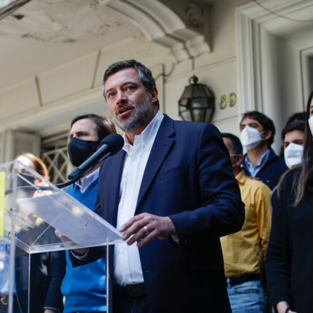 Sichel acusa “operación política orquestada” desde la izquierda
