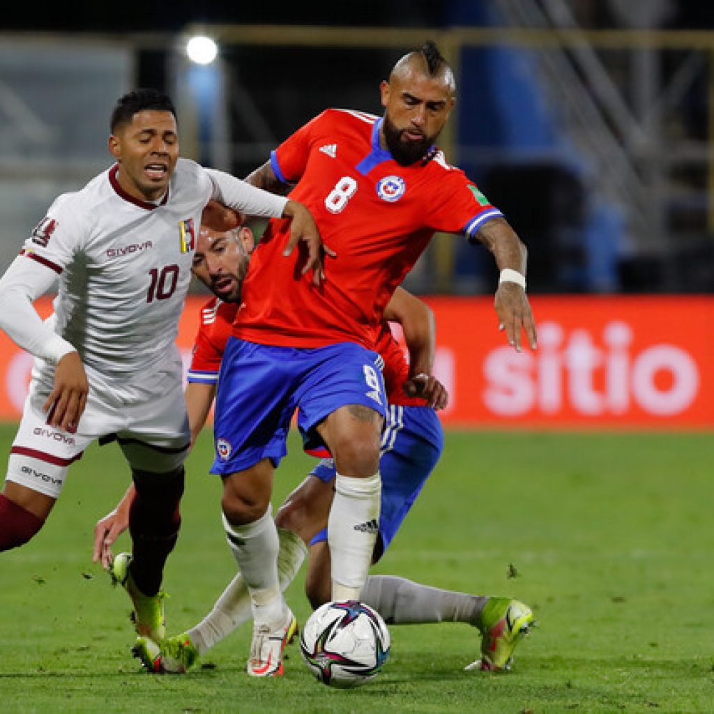 Pulgar arriba: La 'Roja' venció con claridad a Venezuela y salta al sexto lugar