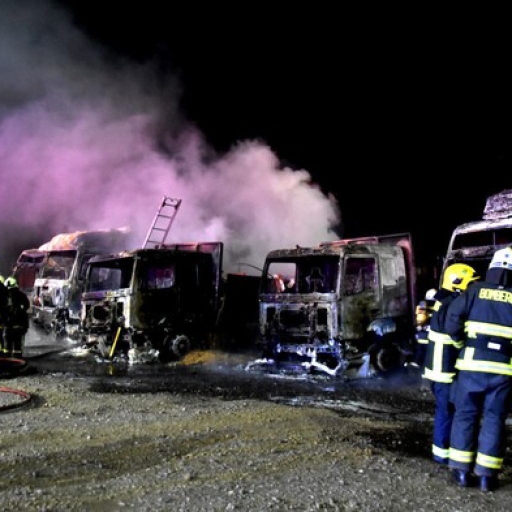 Estado de Emergencia: Incendian camiones, maquinaria e iglesia en La Araucanía