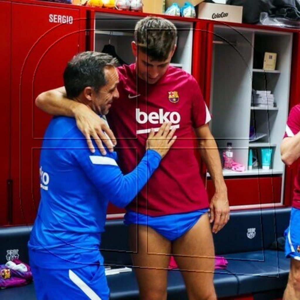 Sergi ya ejerce en el Barcelona con charla previa al primer entrenamiento