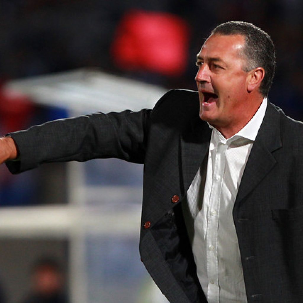 Gustavo Alfaro: "Ante Chile será un partido muy físico, muy intenso"