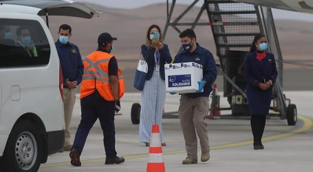 Llega a Chile cargamento con más de 397 mil vacunas Pfizer-BioNTech