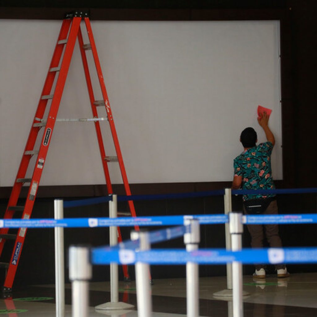Ministerio de la Cultura y Municipalidad de La Reina inauguran sala de cine