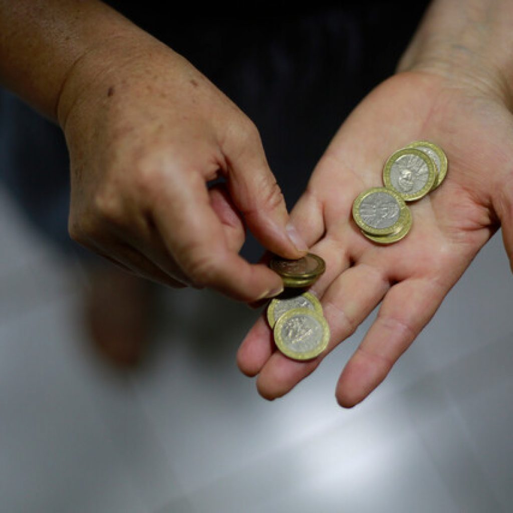 INE: Tasa de desempleo alcanzó 8,1% en el trimestre móvil agosto-octubre de 2021