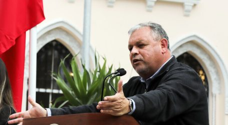 Mundaca anunció mejoras laborales para trabajadores del Gobierno Regional