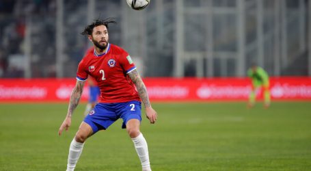 Eugenio Mena evitó dramatizar por las bajas de la ‘Roja’ ante Ecuador