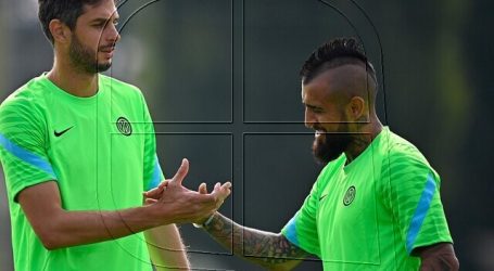 Arturo Vidal volvería a la titularidad este fin de semana en el Inter de Milán