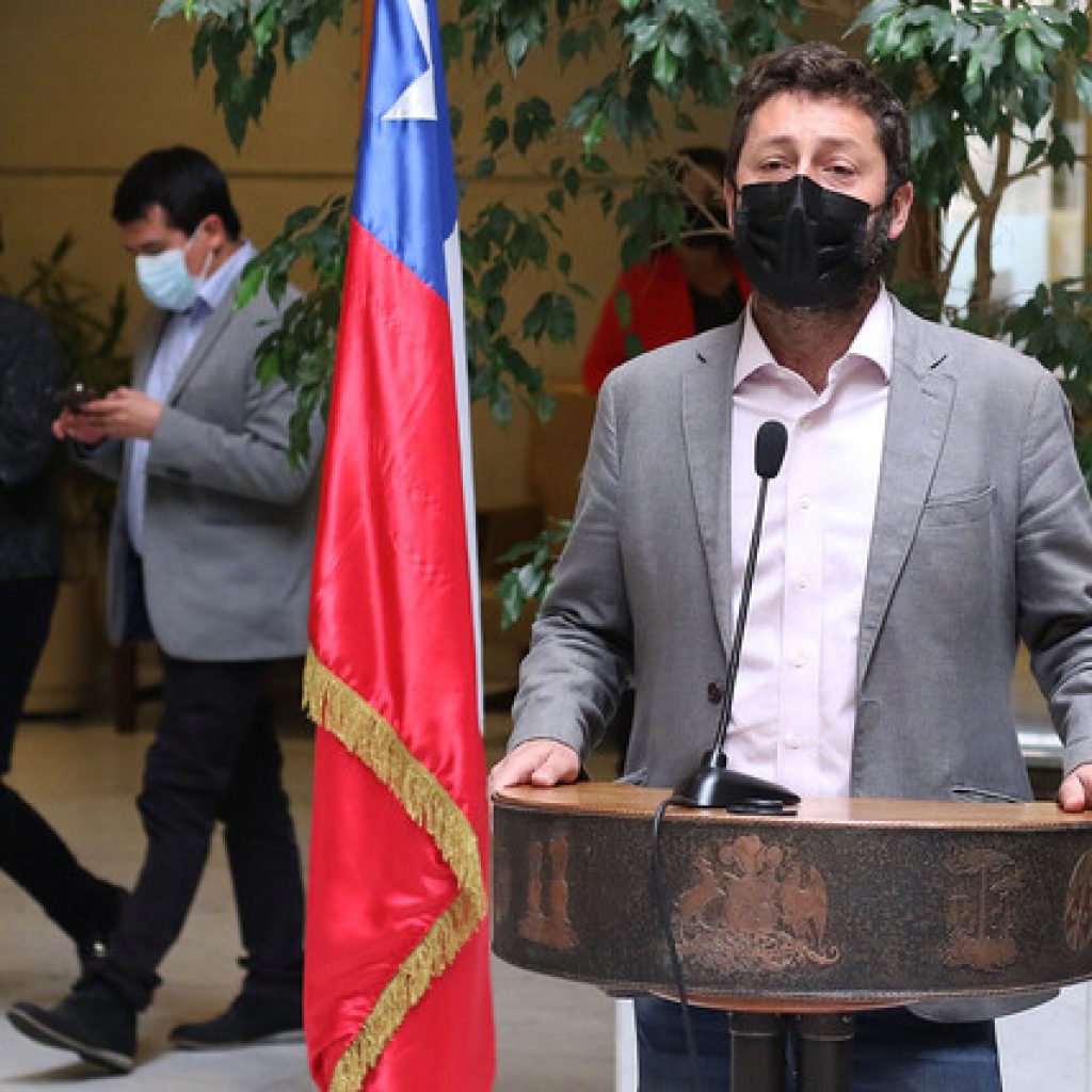 Diputados UDI emplazan a Gabriel Boric por extradición de Galvarino Apablaza