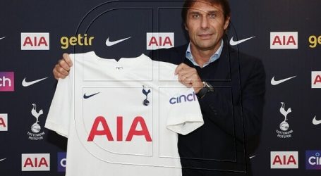 Antonio Conte se transformó en el nuevo entrenador del Tottenham