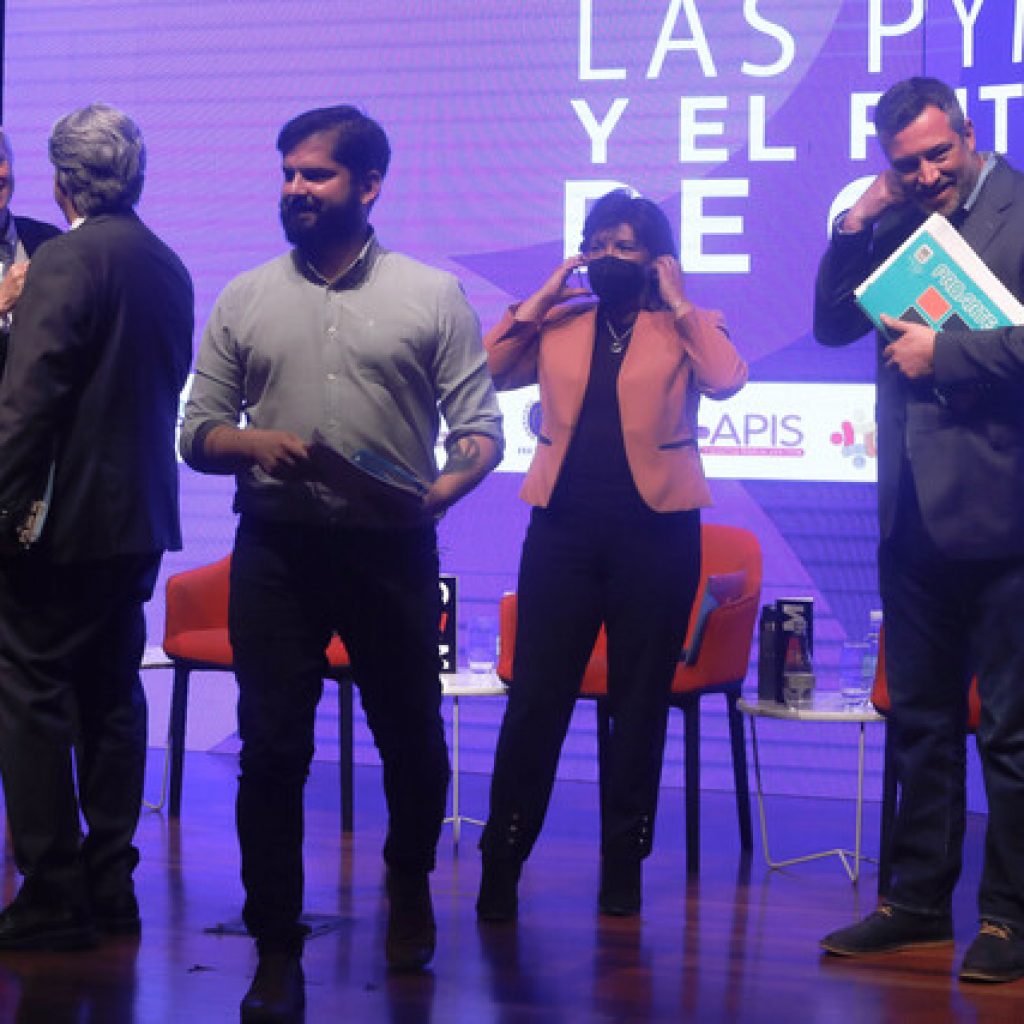 Sichel y ME-O suspenden actividades mientras Provoste espera PCR de Boric