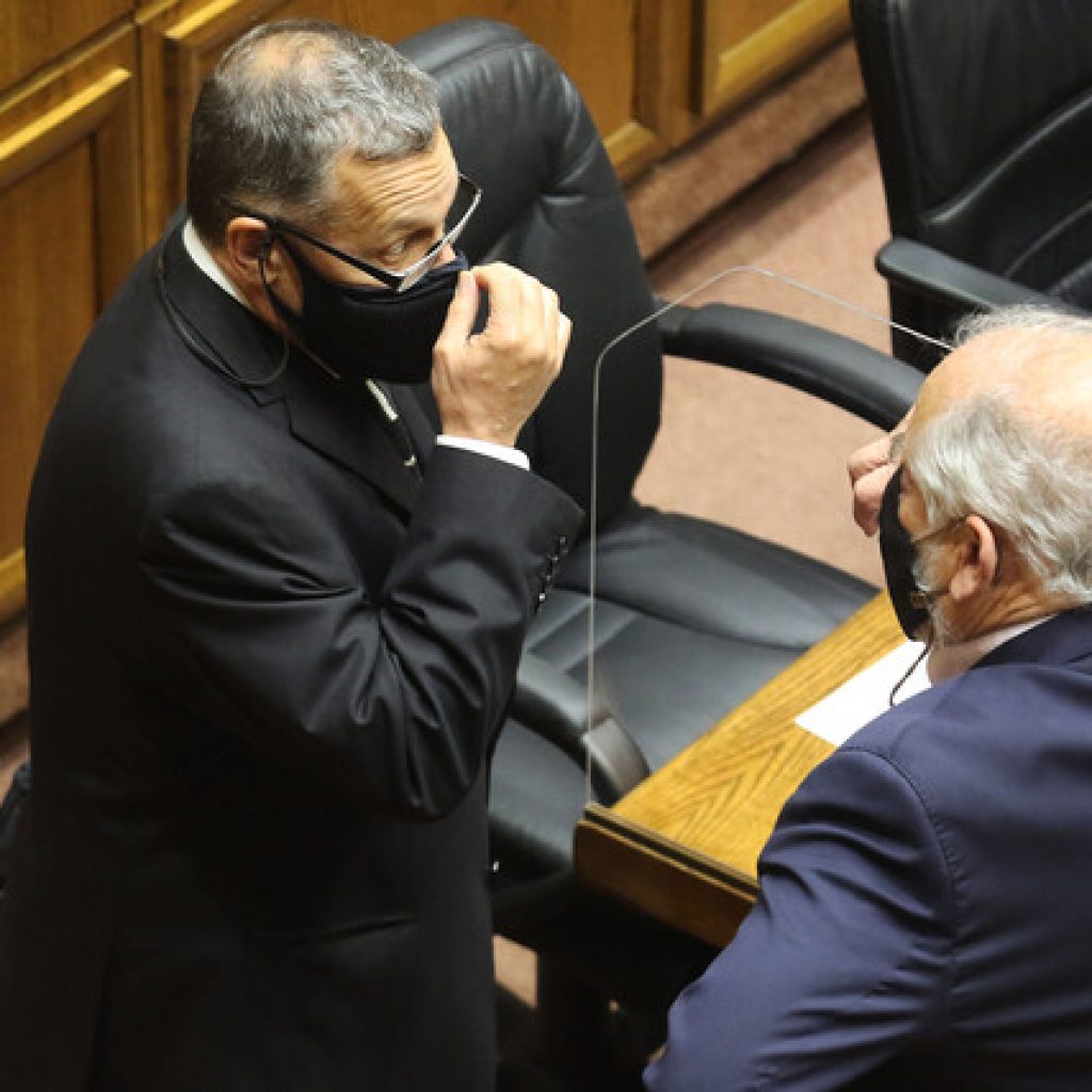 Lagos Weber apuntó a impedir nuevos retiros tras votar idea de legislar