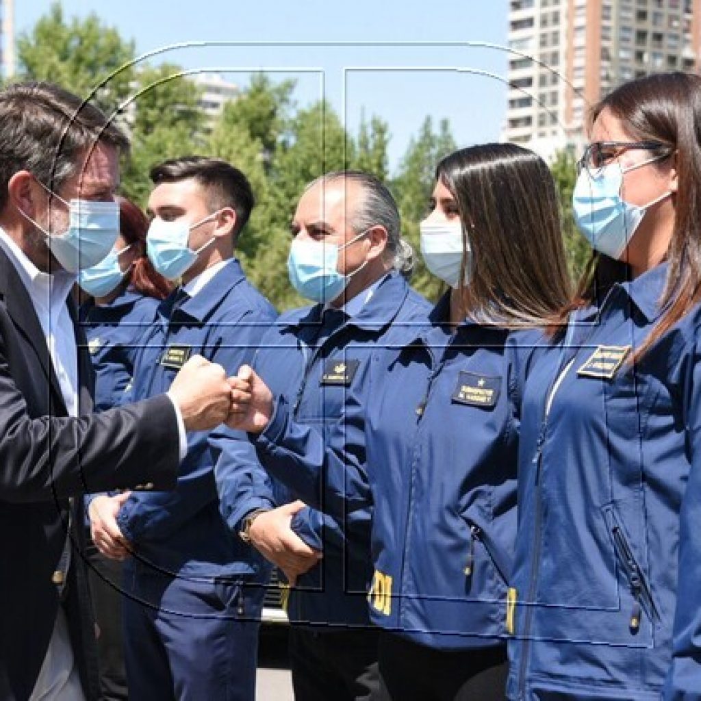 Gobierno Regional RM entrega 100 vehículos a la PDI