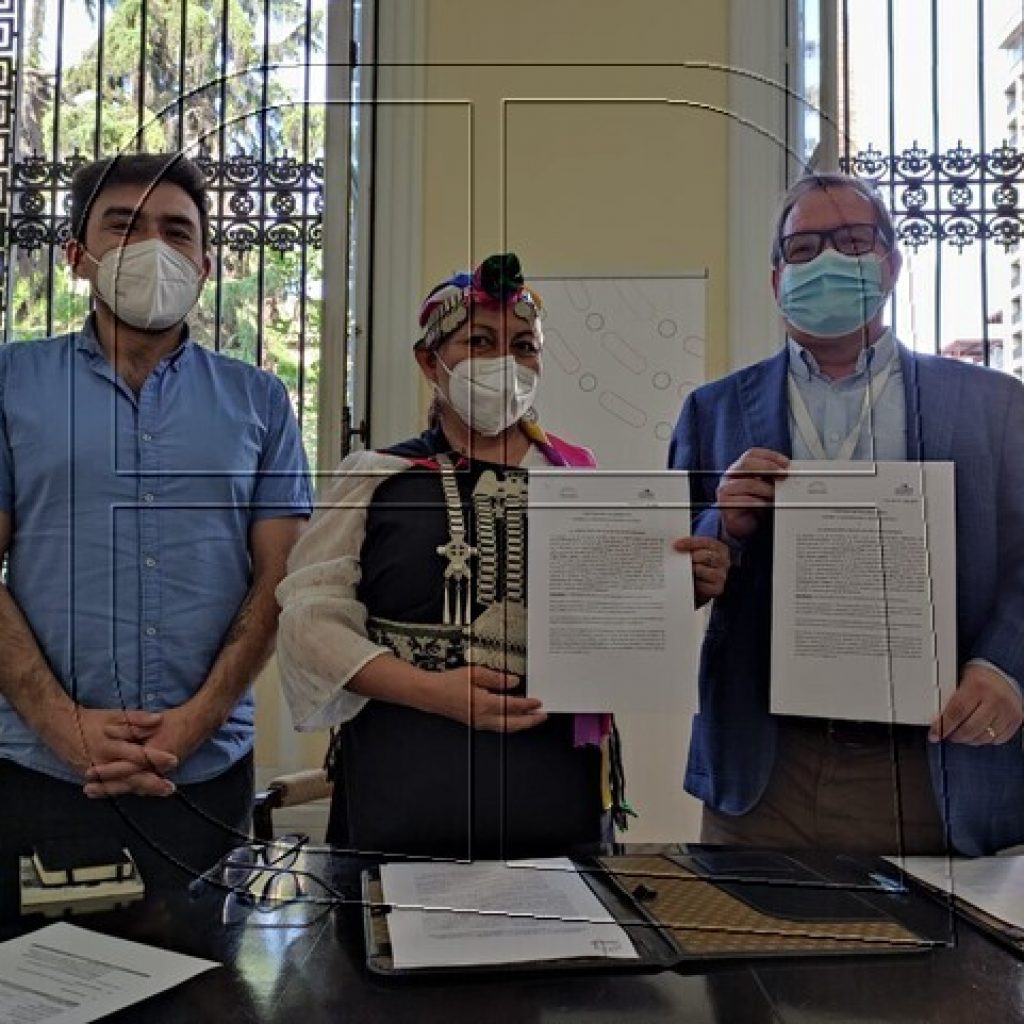 ACHM y Convención Constitucional firman convenio de colaboración